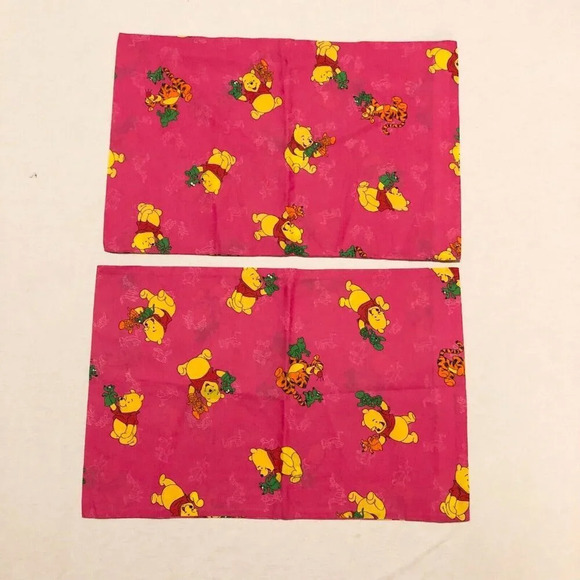 Vtg 2 Winnie The Pooh Pillow Cases Hand Puppets Pink 22.5  x 14.5 - Picture 1 of 16